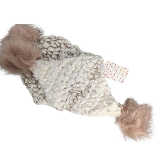 Free People Snow Castle Trapper Pom Hat Ivory - Picture 7 of 10